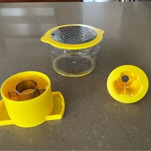 Corn Stripper and Grater set from Sur La Table